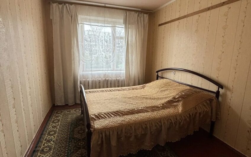 Продам 2 на 3/5, пл. Грибиниченко