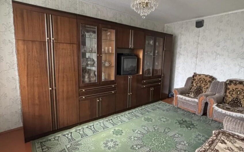 Продам 2 на 3/5, пл. Грибиниченко