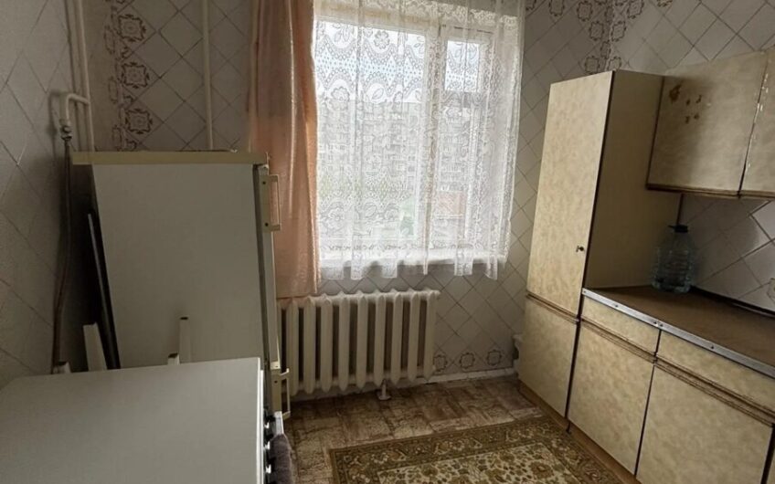 Продам 2 на 3/5, пл. Грибиниченко
